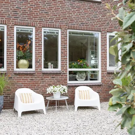 De Zeeparel Ferienhaus *