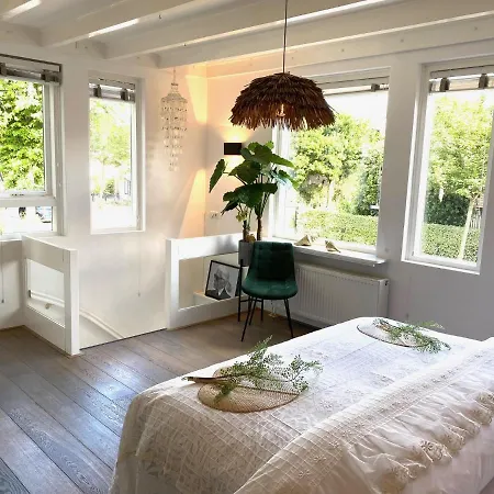 De Zeeparel * זנדוורט